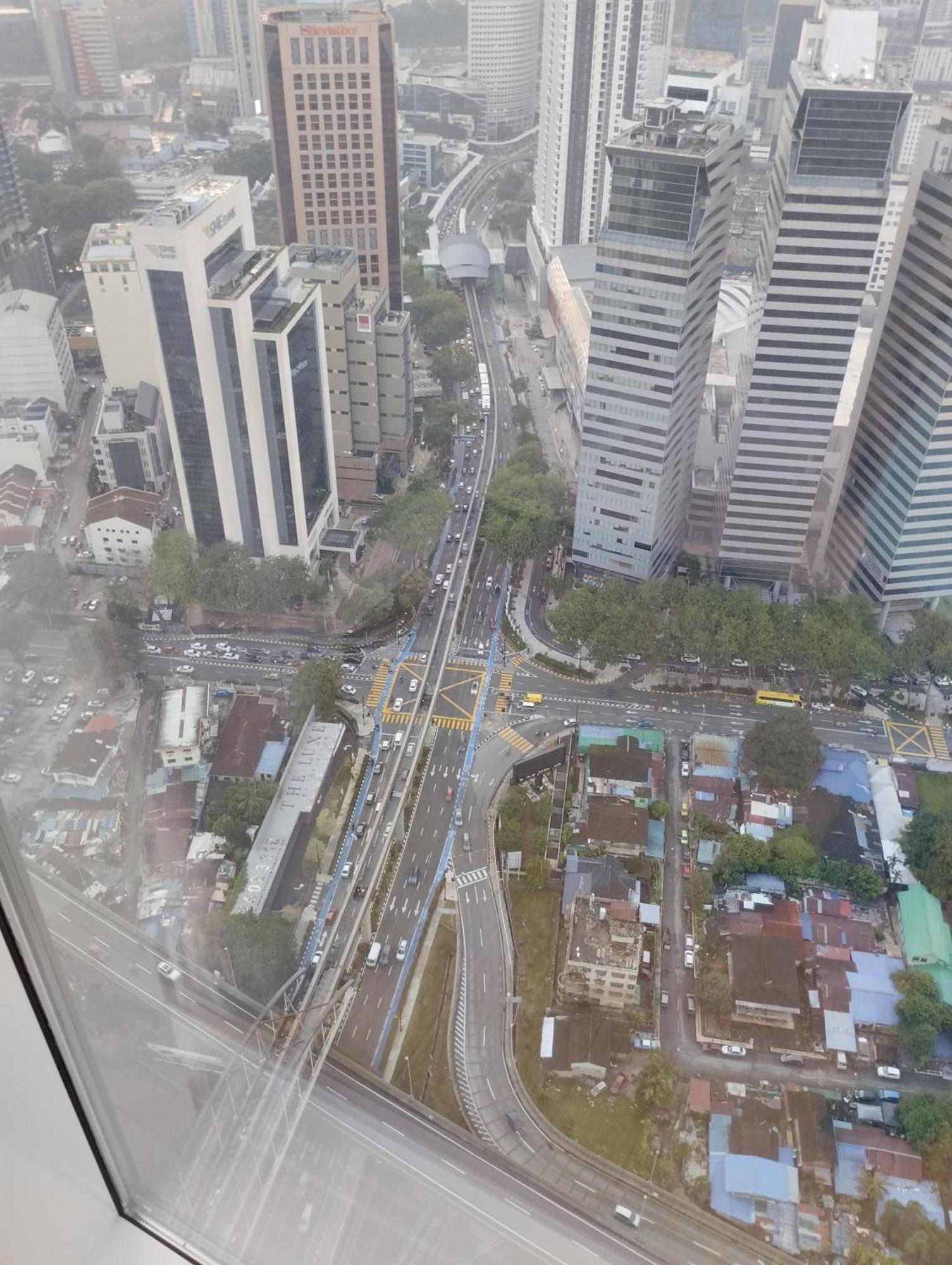 Platinum Suites Klcc Top 51 Kuala Lumpur Exterior photo