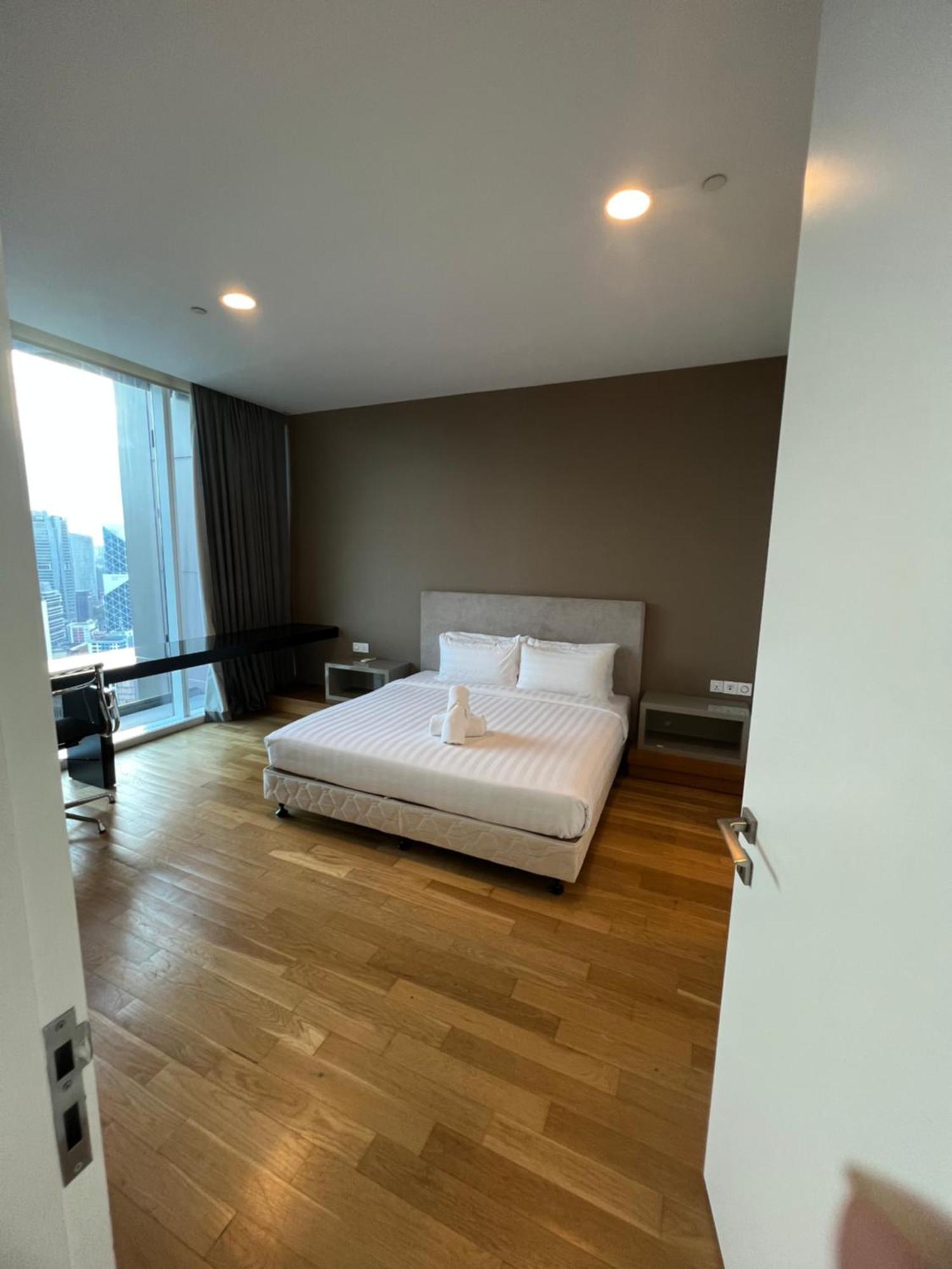 Platinum Suites Klcc Top 51 Kuala Lumpur Exterior photo